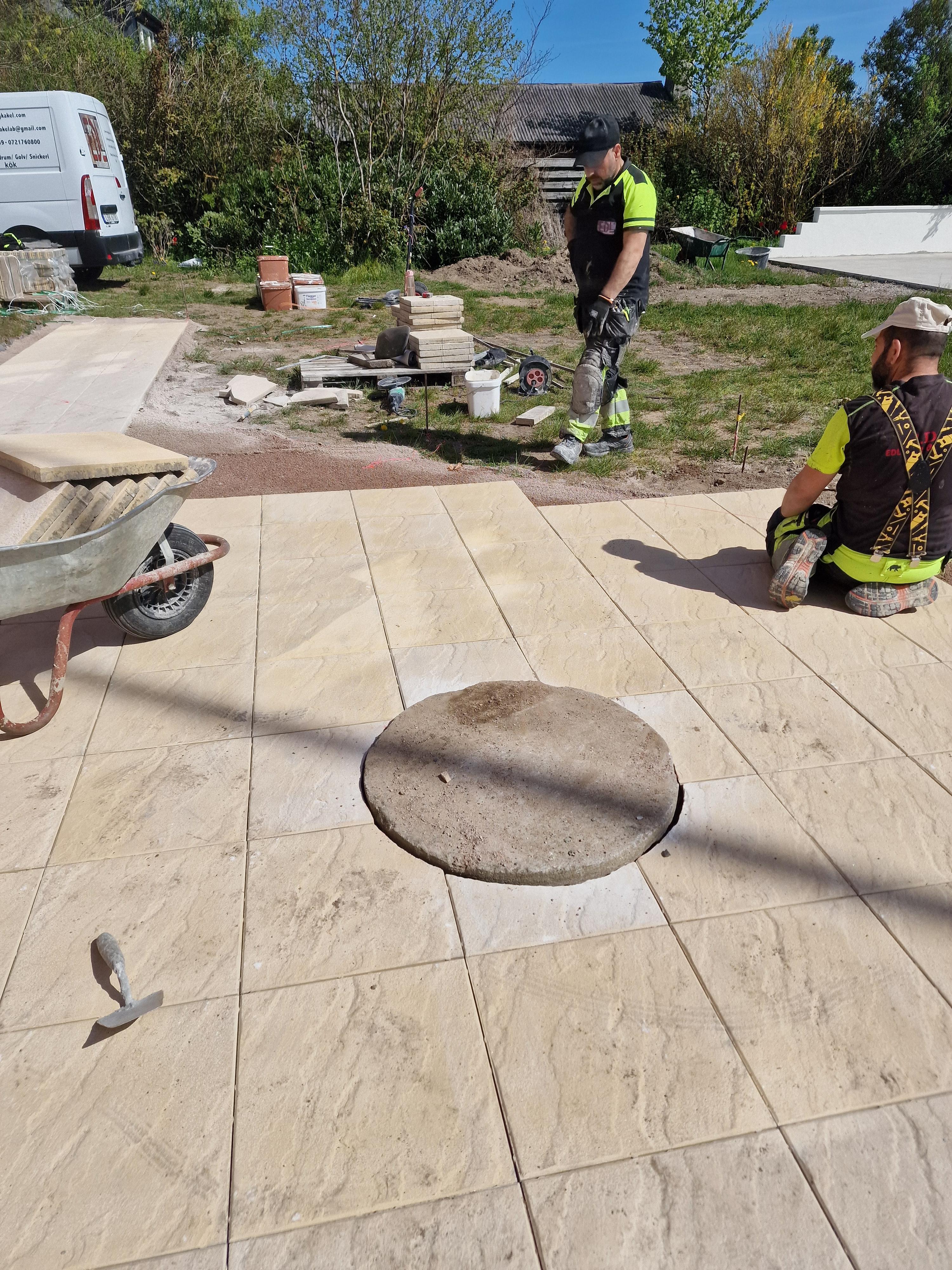 Plattsättning på bakgården i Malmö – projektbild 11 av 18